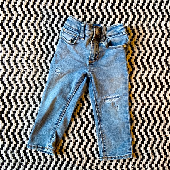 Old Navy Distressed Skinny Jeans Lot (Boy’s) - Picture 4 of 6